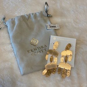 Kendra Scott emmet earnings